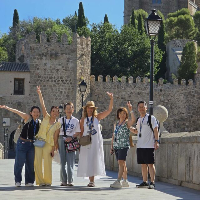 In Madrid Travel Private Tours, we are happy to wish you a nice summer!
After a long spring season , full of experiences and meeting different travelers, we put an end to this part of the high season in our city with this wonderful family group, from USA. Ruriko and her husband are musicians and live in LA, and they took profit of some vacations to meet the rest of her family living in Japan and other places in the USA, in Madrid.
Ruriko chose us to supply them some private tours to Toledo and to The Royal Monastery of Escorial and the Valley of the Fallen (Cuelgamuros).
Despite the high temperatures in Madrid, we were able to experience the magic of these twoo destinations on a day tour from Madrid.
They were particularly impressed by the amazing Library of Escorial.
And of course, they also wanted to experience the local cuisine in our country.
We wish all of you , a nice summer!!
Coming back in September.... #thebestdaytourspain #madrid #privatetours #madridspain #madridconguiaoficial #MadridesCultura #GuíasOficiales #TurismoCultural #tailorpremiumtoursmadrid #HeritageSites #TheBestToursinMadrid #enjoymadrid #Madrid